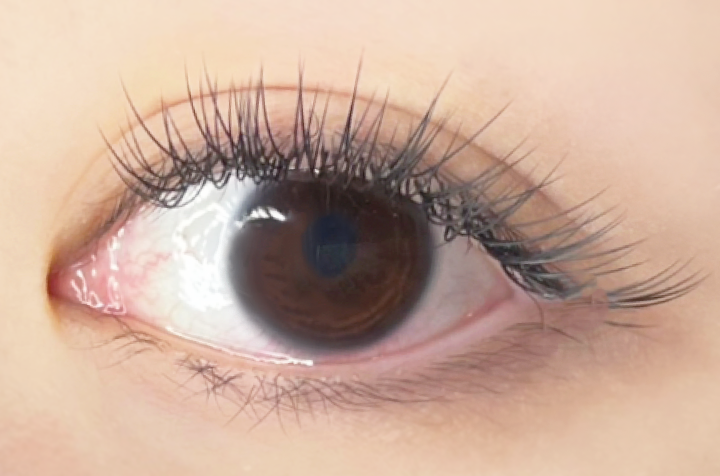 まつエク180本サイド写真